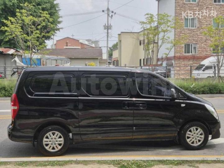 Hyundai Starex 2017 — 4