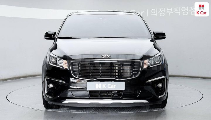 Kia Carnival 2019 — 3