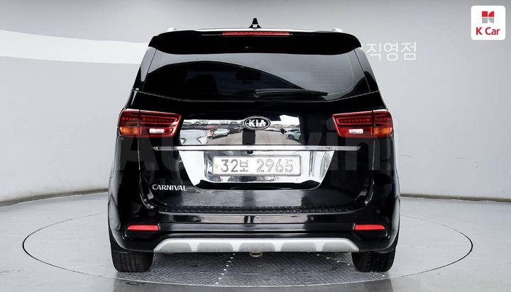 Kia Carnival 2019 — 4