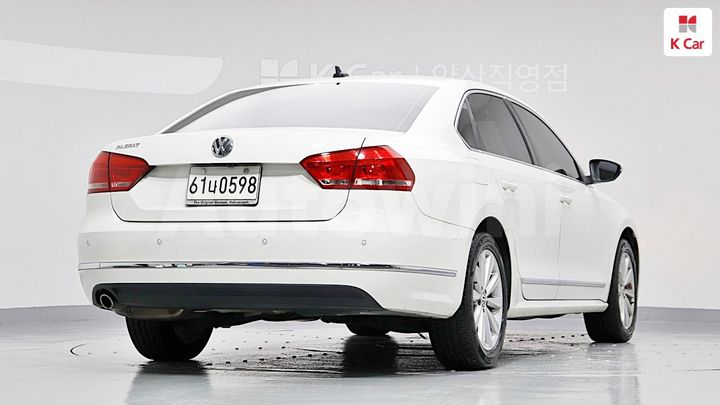 Volkswagen Passat 2015 — 2