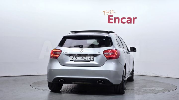 Mercedes Benz A Class 2015 — 4