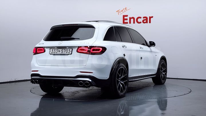 Mercedes Benz GLC Class 2022 — 2