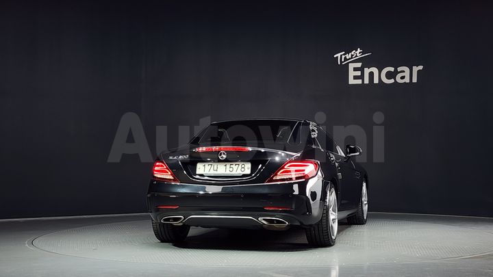 Mercedes Benz SLC Class 2017 — 4