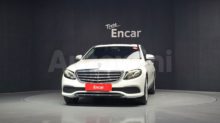 Mercedes Benz E Class 2019 — 3
