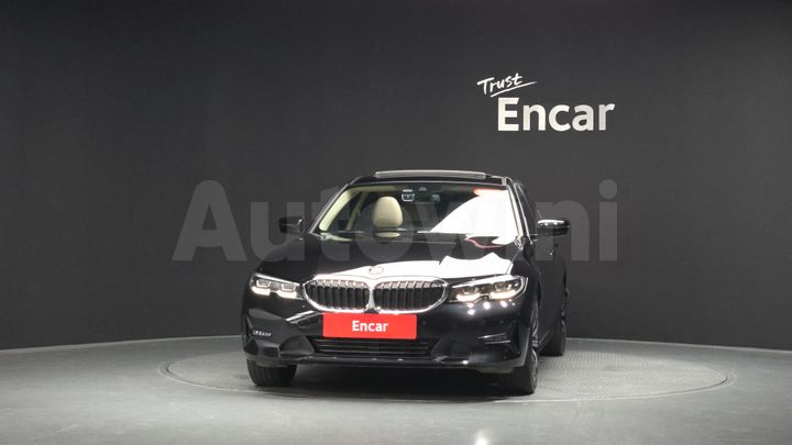 BMW 3 Series 2020 — 3
