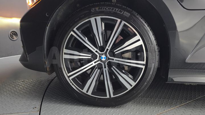 BMW 3 Series 2020 — 5