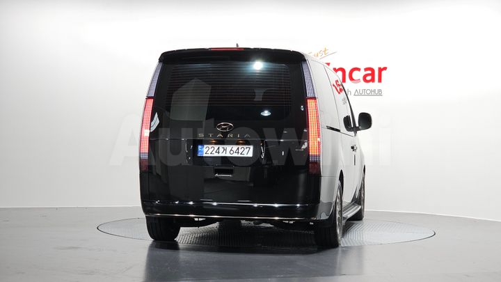 Hyundai Staria 2024 — 4