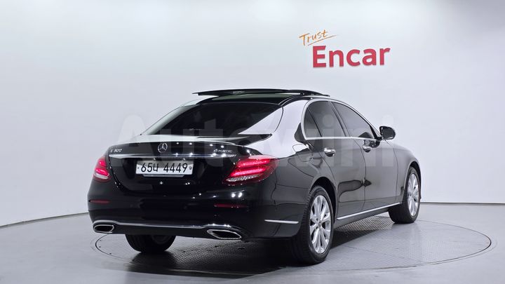 Mercedes Benz E Class 2019 — 2