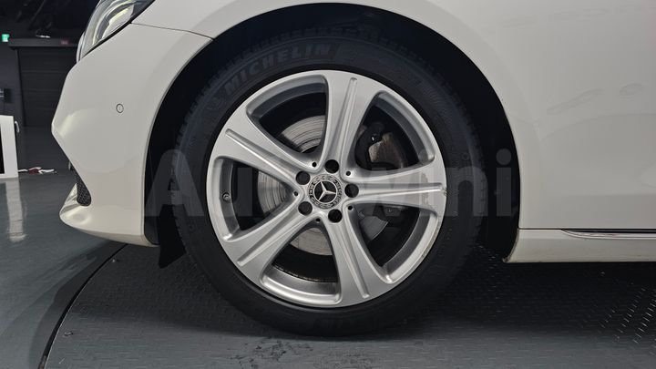 Mercedes Benz E Class 2018 — 4
