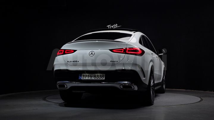 Mercedes Benz GLE Class 2023 — 4