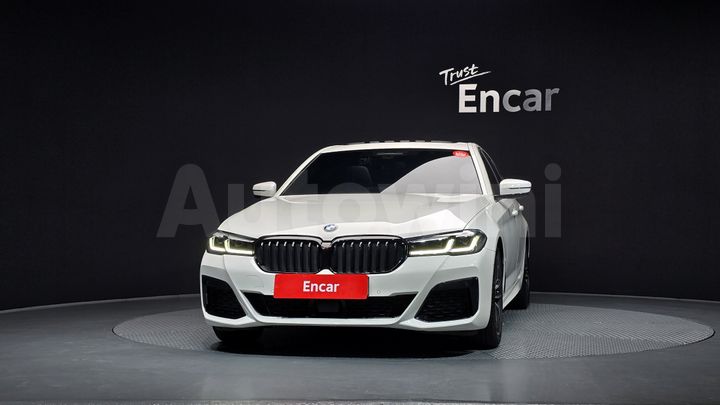 BMW 5 Series 2023 — 3
