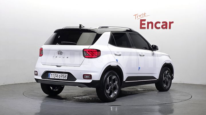 Hyundai Venue 2024 — 2