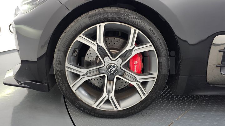 Kia Stinger 2018 — 5