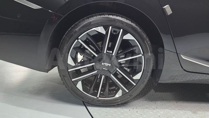 Kia K8 2025 — 5