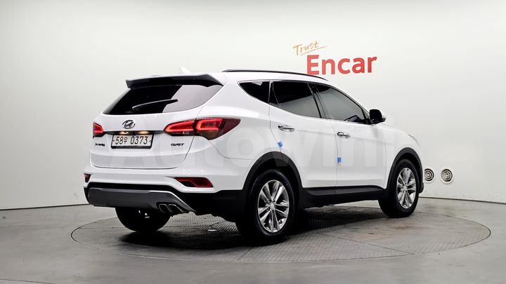 Hyundai SantaFe 2017 — 2