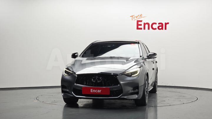 Infiniti Q 2017 — 3
