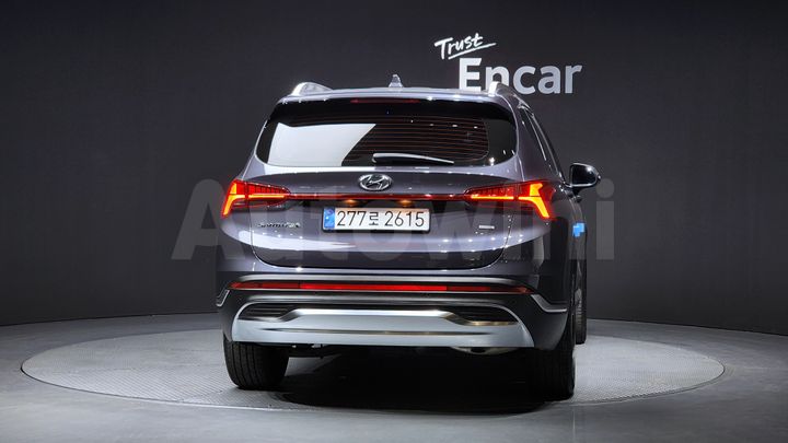 Hyundai SantaFe 2021 — 5