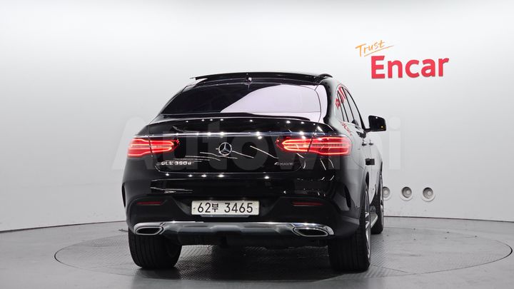 Mercedes Benz GLE Class 2017 — 4