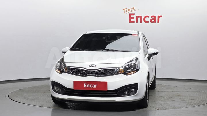 Kia Pride 2014 — 3