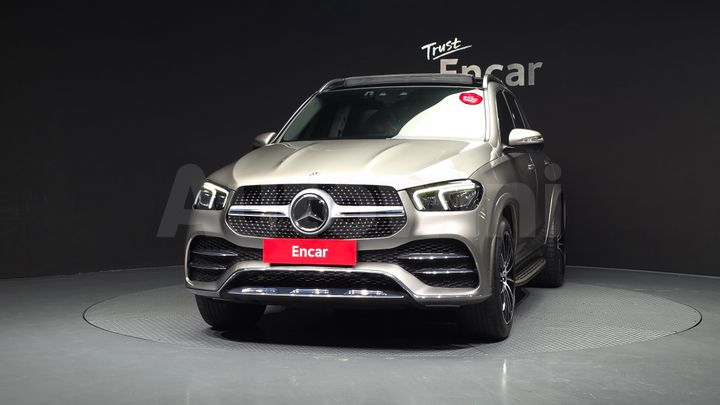 Mercedes Benz GLE Class 2023 — 4