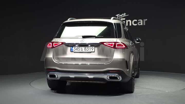 Mercedes Benz GLE Class 2023 — 5