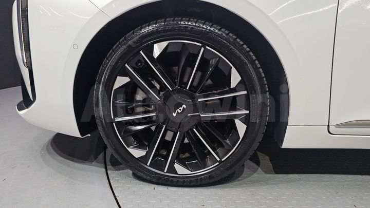 Kia K8 2025 — 5