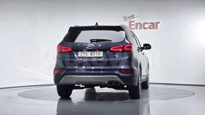 Hyundai SantaFe 2017 — 3