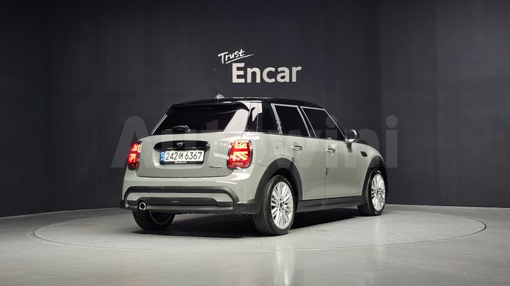 Mini Cooper 2022 — 2