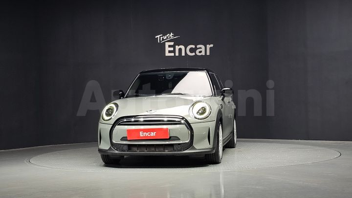 Mini Cooper 2022 — 3