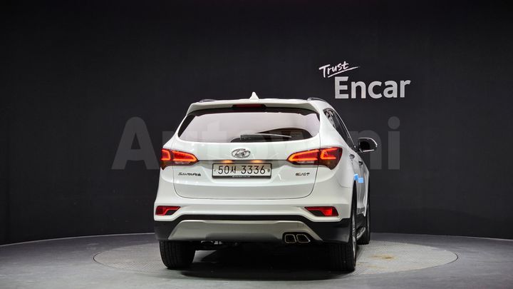 Hyundai SantaFe 2017 — 4