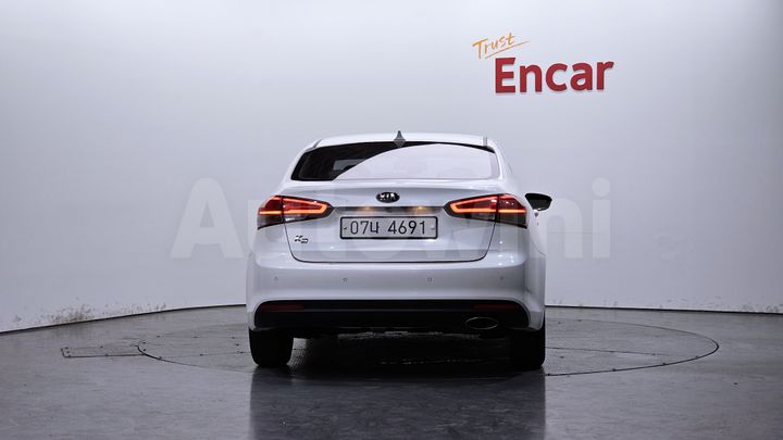 Kia K3 2018 — 3