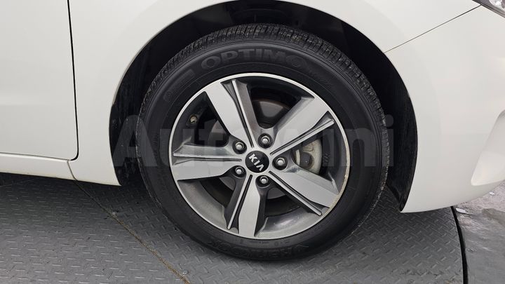 Kia K3 2018 — 4