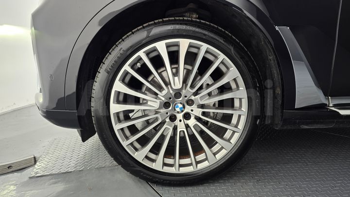 BMW X7 2021 — 5