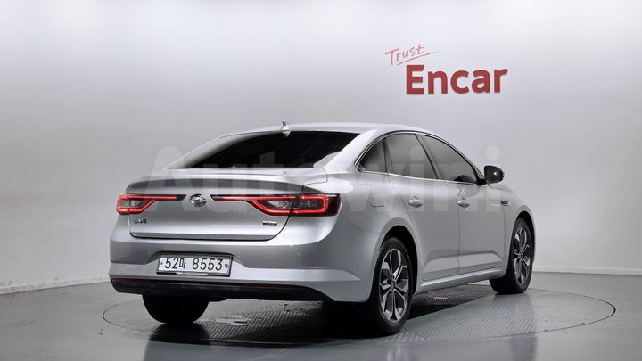 Renault SM6 2019 — 2