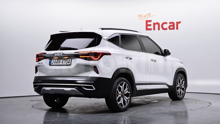 Kia Seltos 2023 — 3