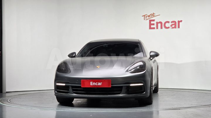 Porsche Panamera 2018 — 3