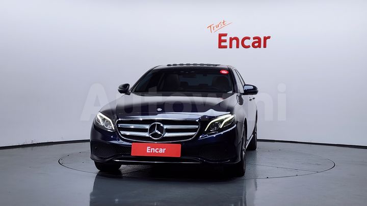 Mercedes Benz E Class 2019 — 3
