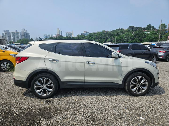 Hyundai SantaFe 2013 — 3