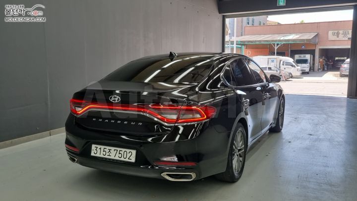 Hyundai Grandeur 2016 — 2