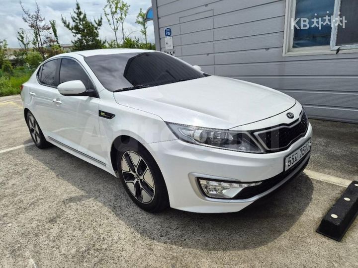 Kia K5 2013 — 2