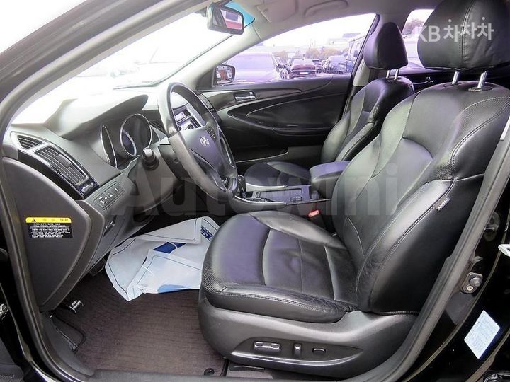 Hyundai Sonata 2011 — 5