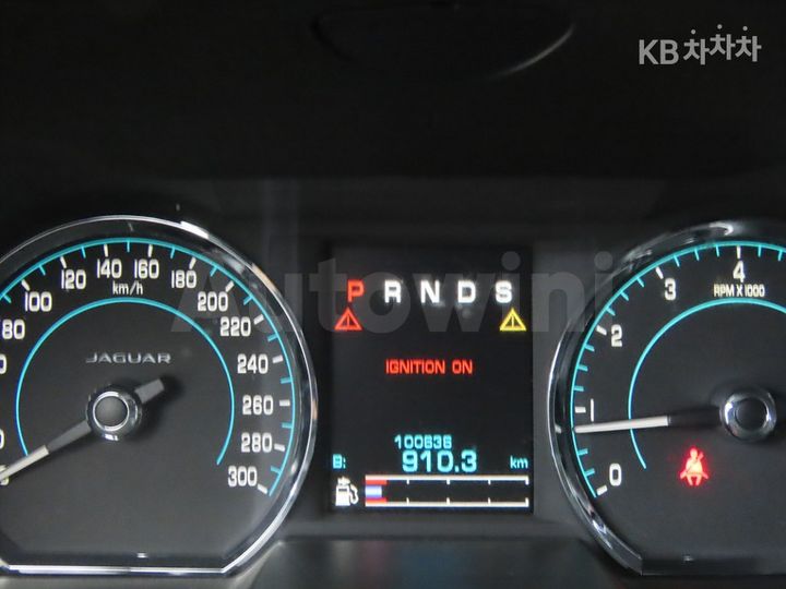 Jaguar XF 2014 — 5