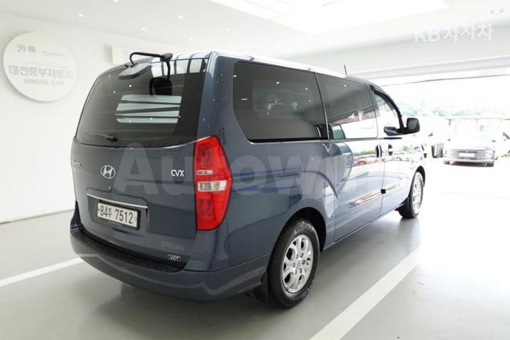 Hyundai Starex 2012 — 5