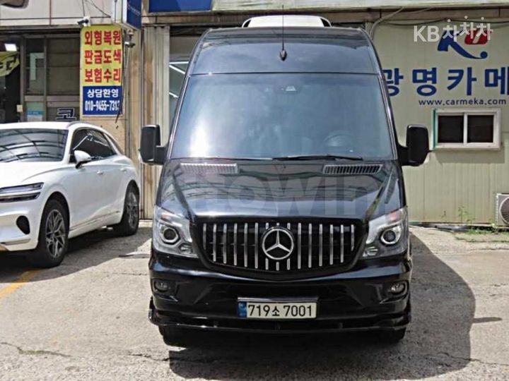 Mercedes Benz Sprinter