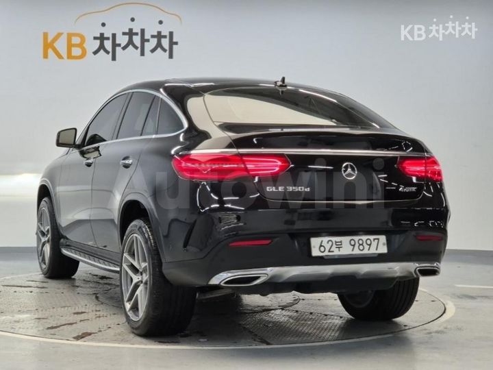 Mercedes Benz GLE Class 2017 — 2