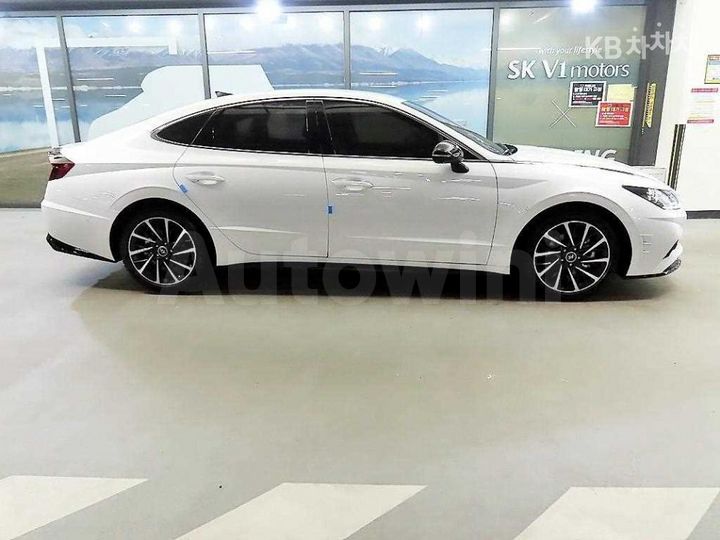 Hyundai Sonata 2023 — 3