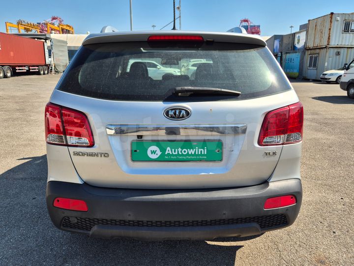 Kia Sorento 2011 — 4