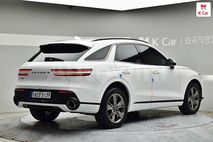 Genesis GV70 2021 — 4
