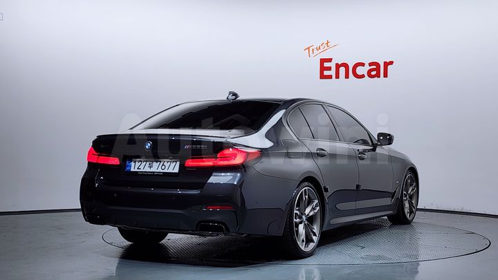 BMW 5 Series 2022 — 2