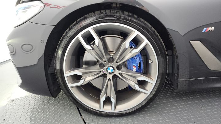 BMW 5 Series 2022 — 5